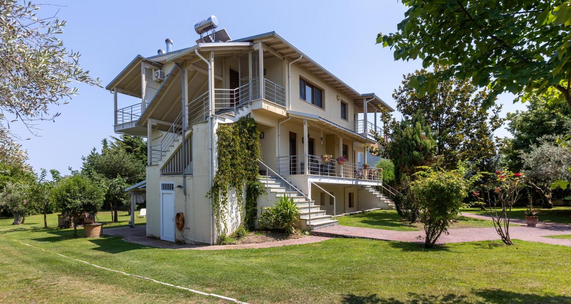 The Olympus Garden Beach House Litochoro Exteriör bild